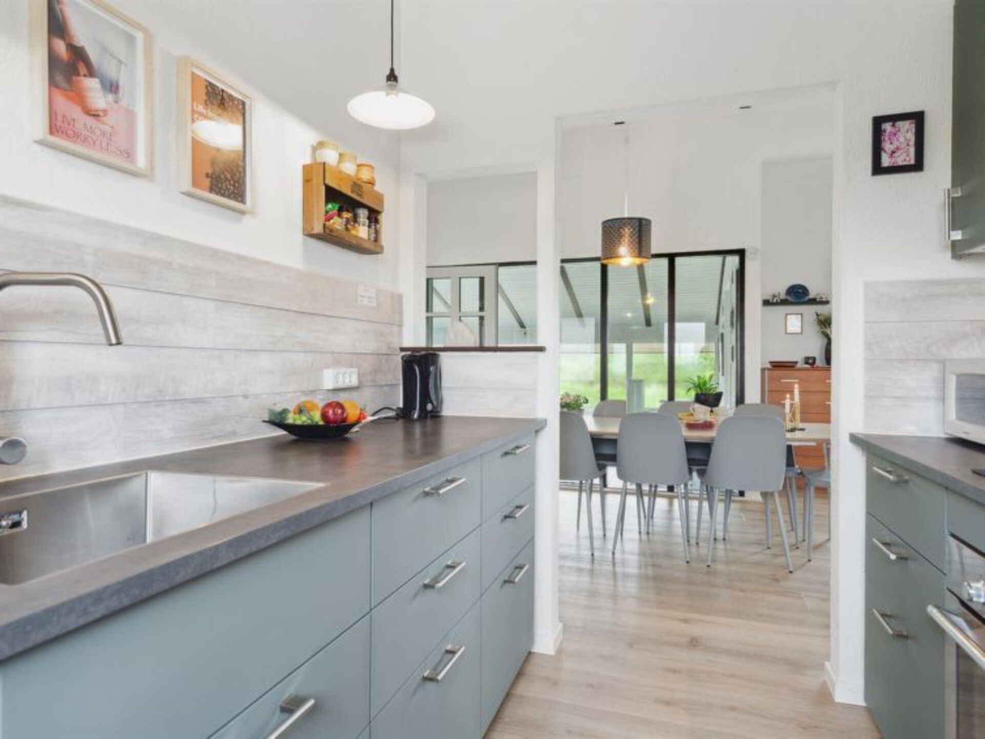 Kitchen / Dining Room