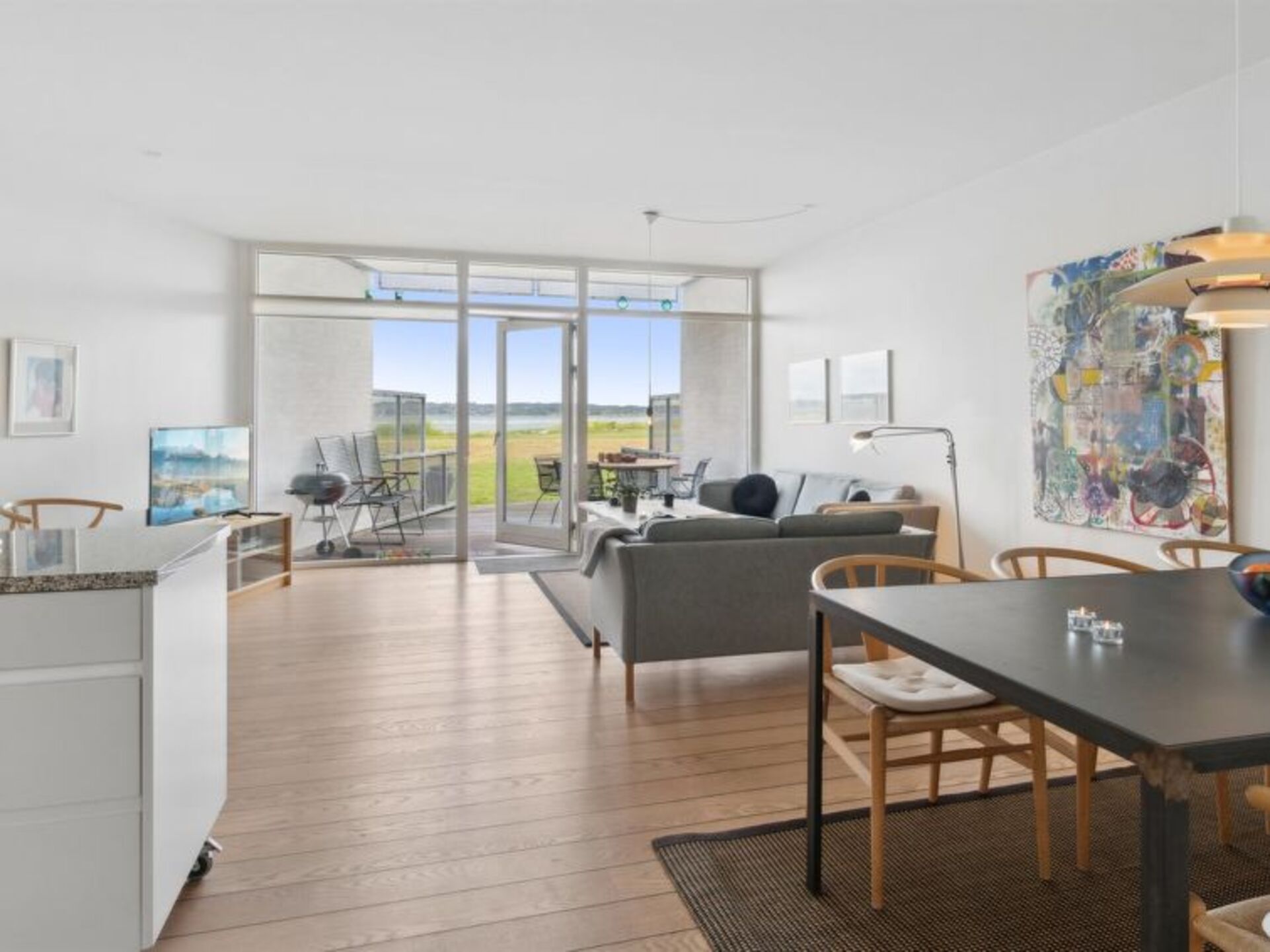 Kitchen / Dining Room