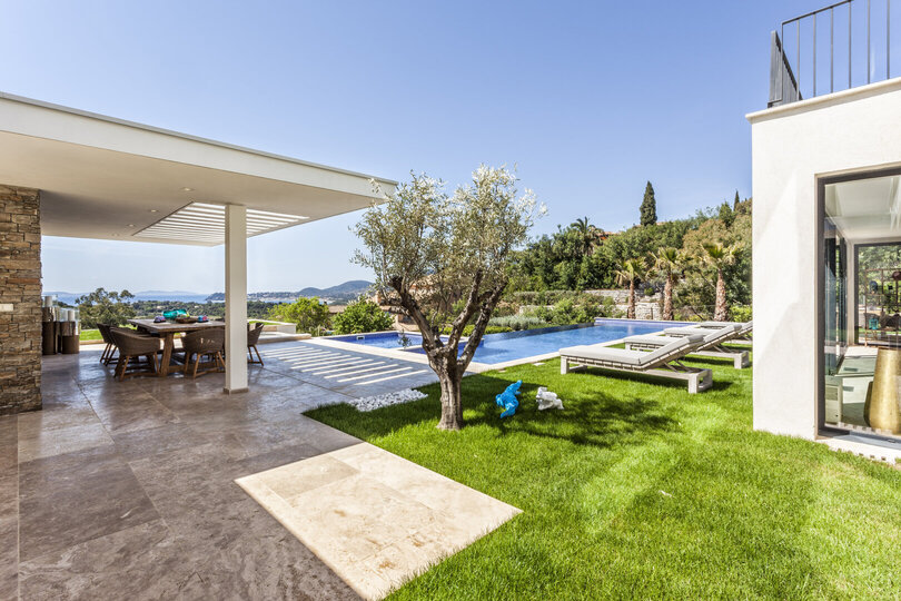 Seaside Bliss: Villa Colibri's Luxe Escape