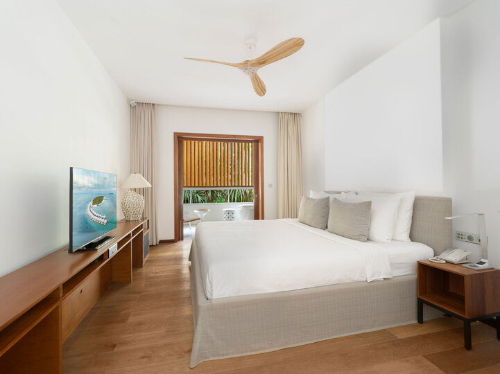 Elegant 4 Bedroom Villa in Paradise,1007