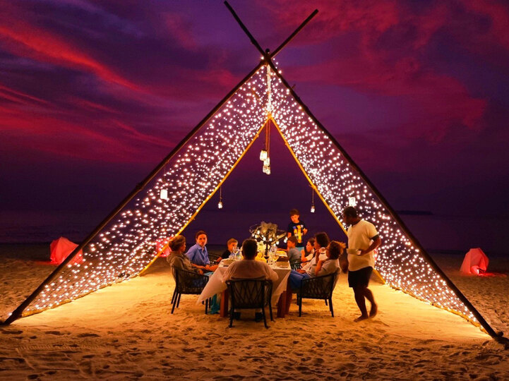 Amilla Beach Residences - 4 Bedroom - Party by the beach