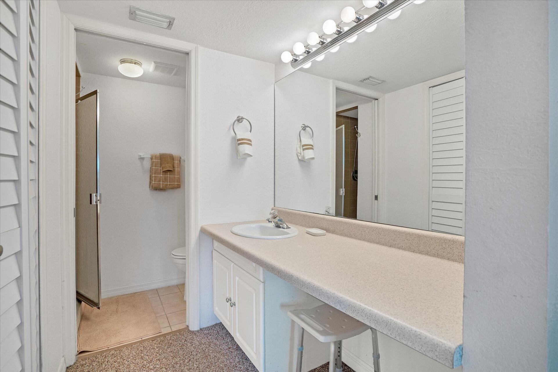 Primary ensuite