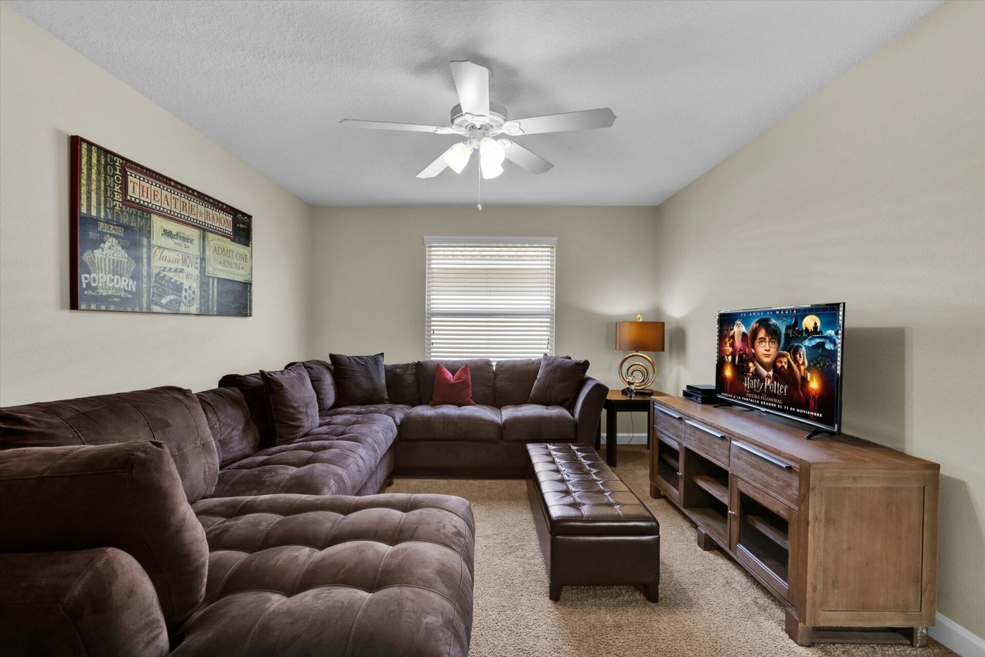 Loft
43" Smart TV