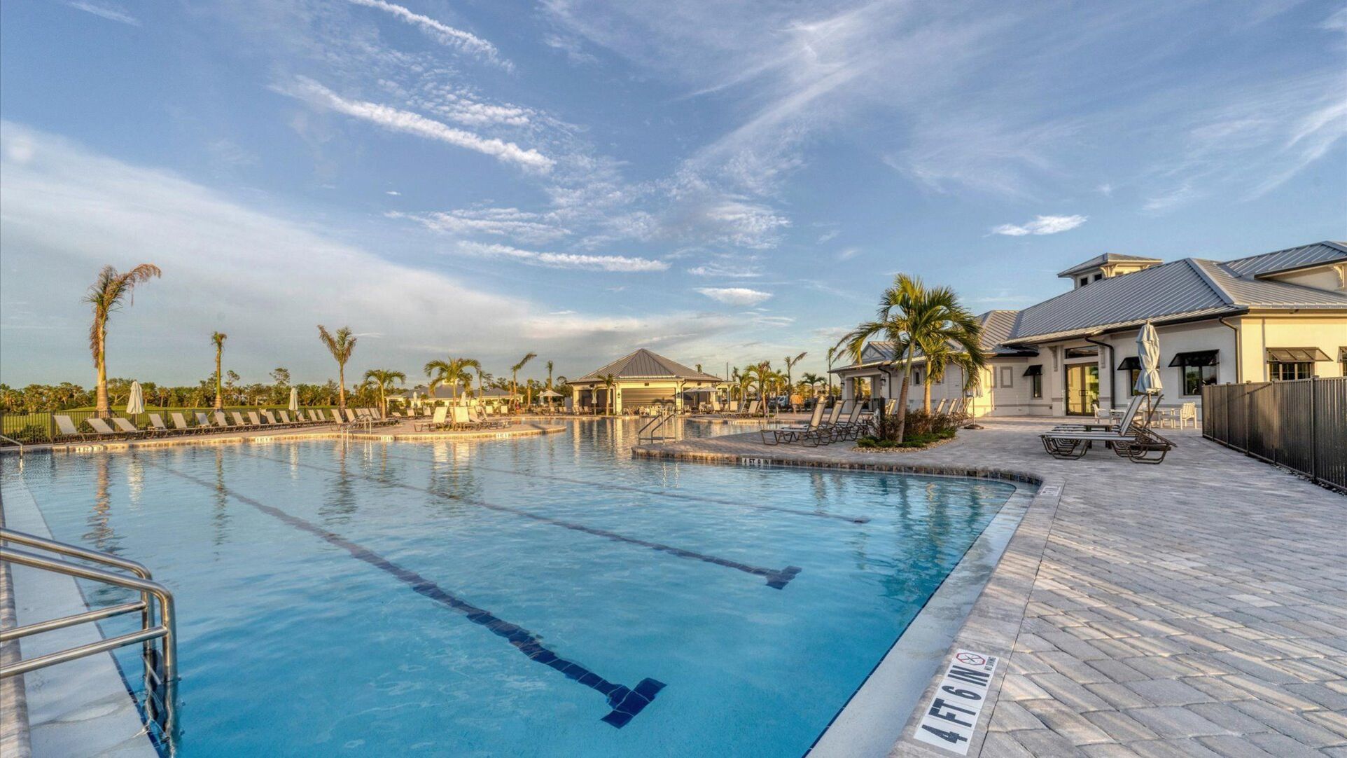 Heritage Landing Pool