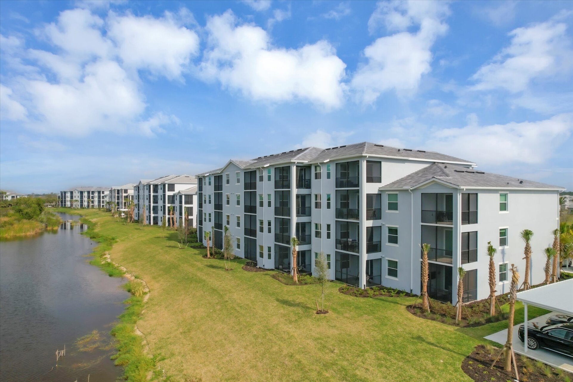 Stay in the prestigious Heritage Landing Golf Resort