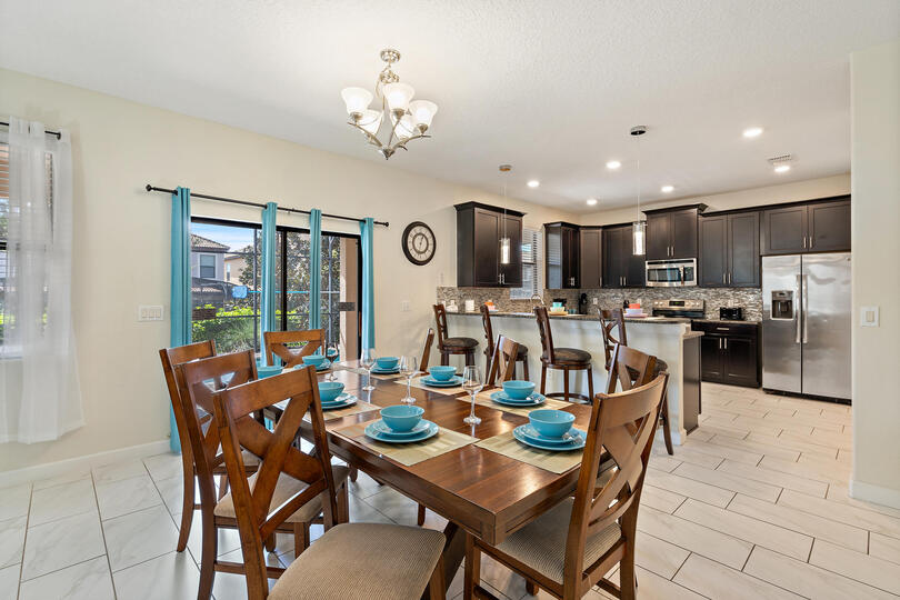 Dining/Kitchen