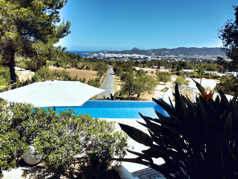 Stunning 5 Bedroom Villa, Ibiza Villa 1451