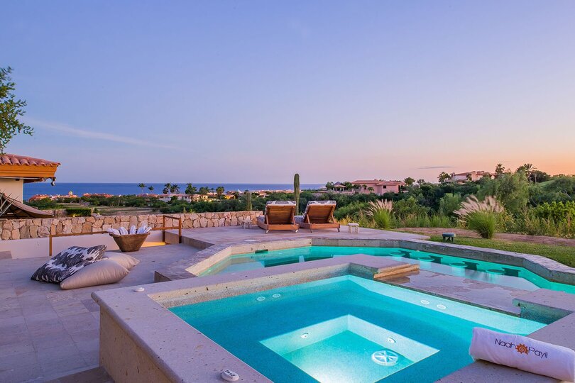 Escape to Paradise at Cabo San Lucas Villa 1049: Your Luxurious Retreat