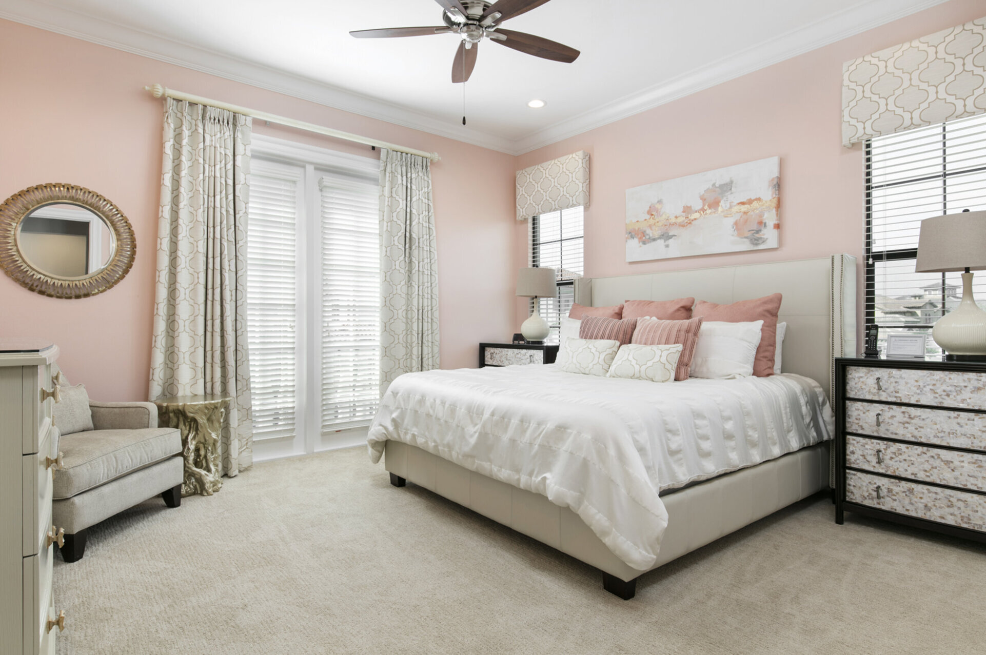 Master Suite 5 with king size bed