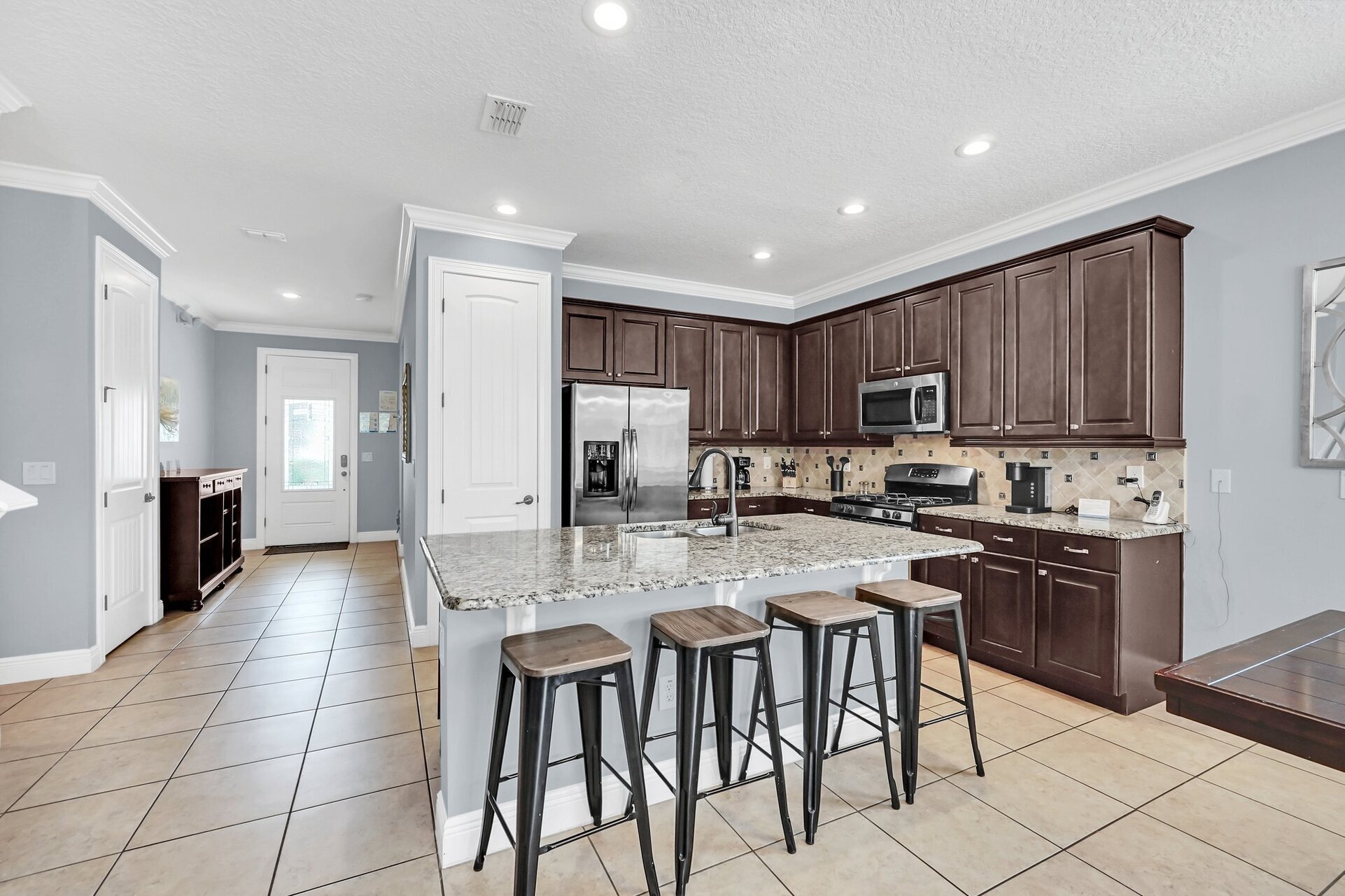 Orlando's Hidden Gem: 8 BR Villa,6580