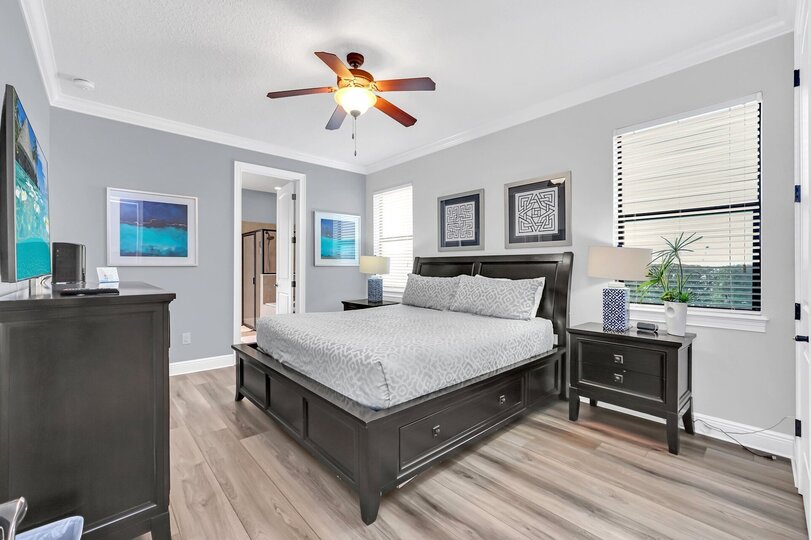 Orlando's Hidden Gem: 8 BR Villa,6580