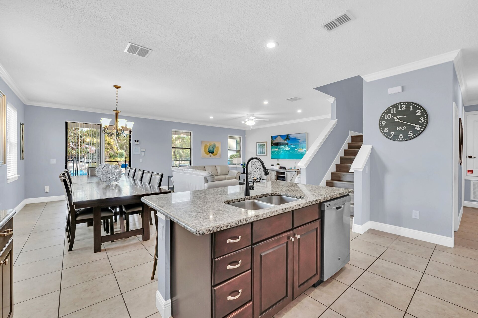 Orlando's Hidden Gem: 8 BR Villa,6580