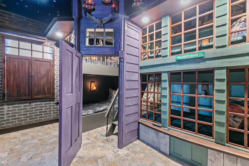 This custom built bunk beds includes 4 twin beds.
