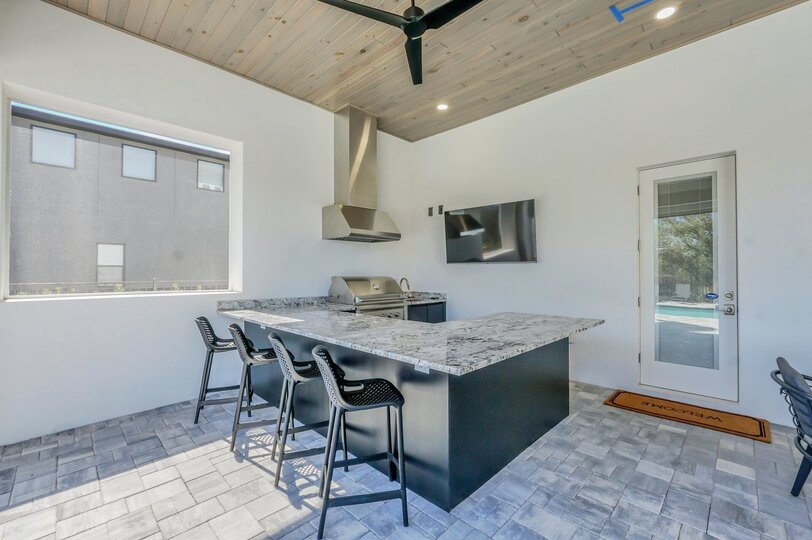 5 Star Villa Imperiosa – Power Draped in Elegance