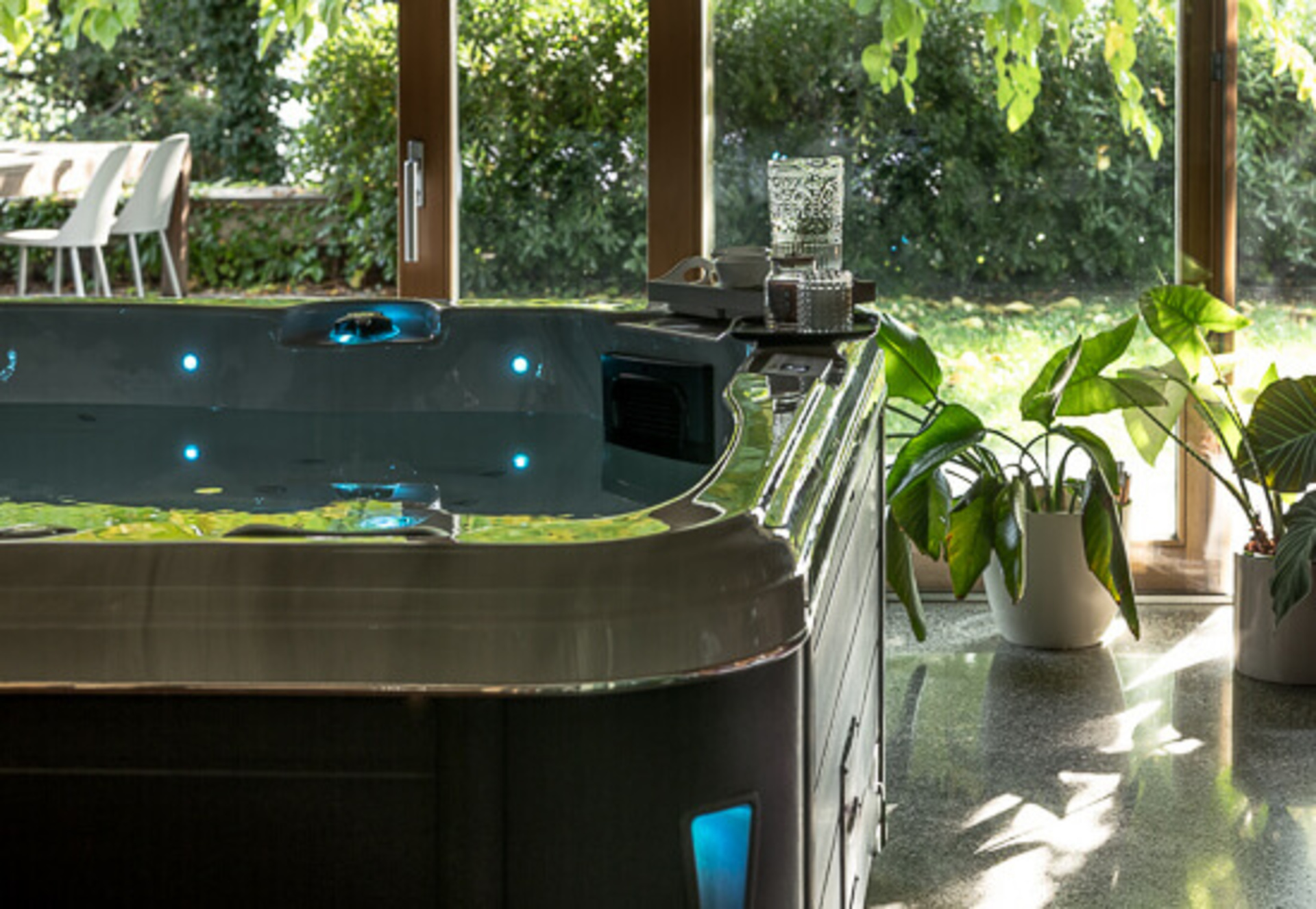 Escape to Paradise: Your Private Pool Awaits, Alma