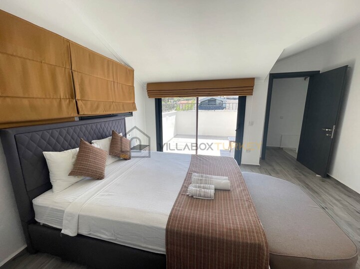A Beautiful Space to Make Your Own 1040