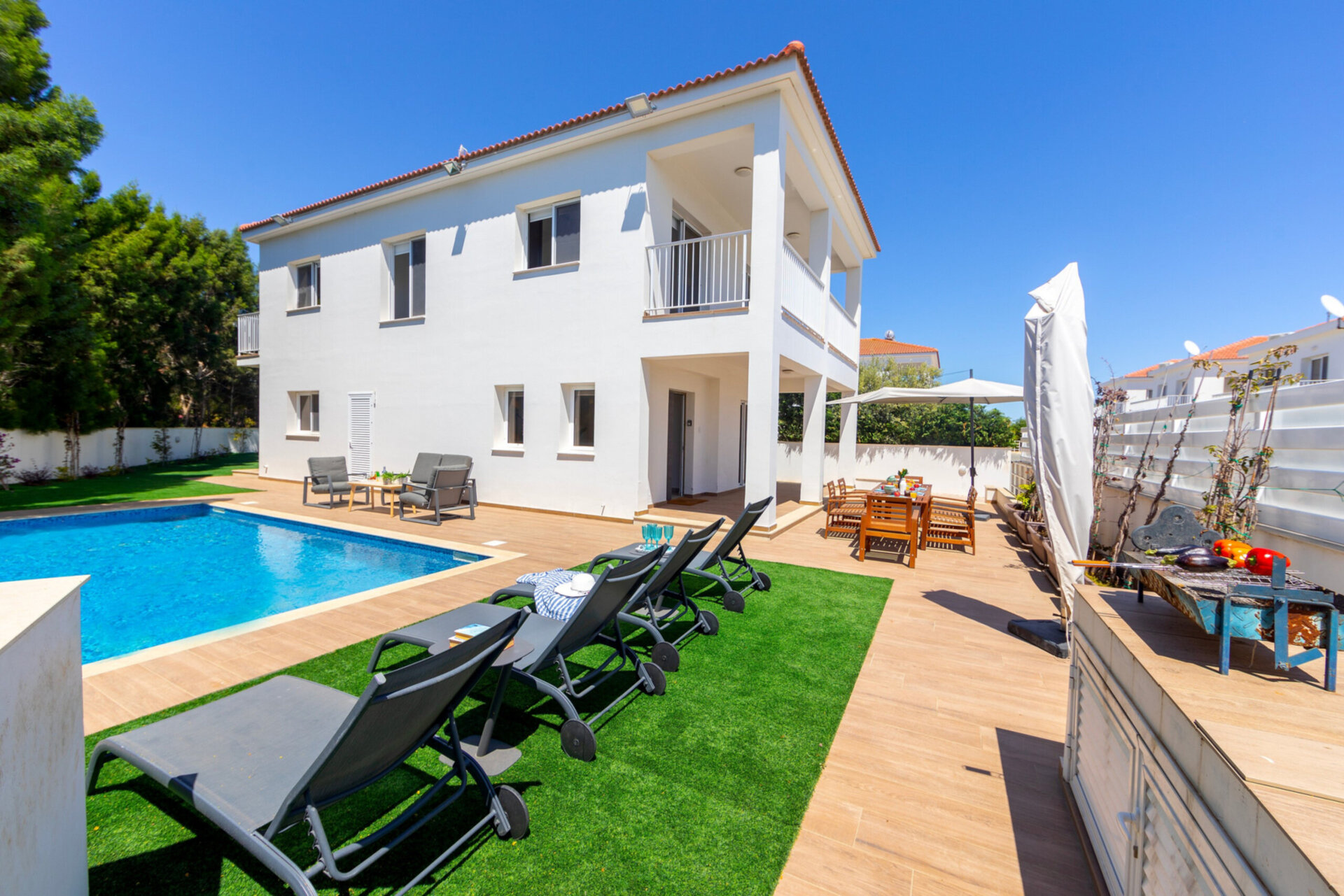 Ayia Napa Sanctuary: Beautiful 4 BR Villa, 1393