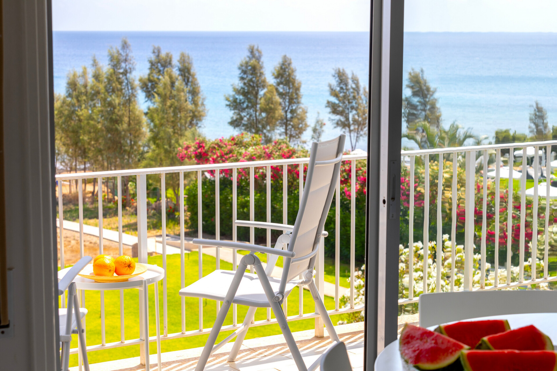 Modern H2O Suite near Ayia Triada Beach