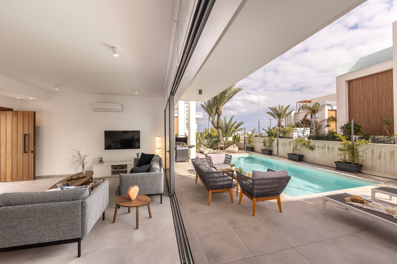 Charming 3 Bedroom Villa in Paralimni City, 1589