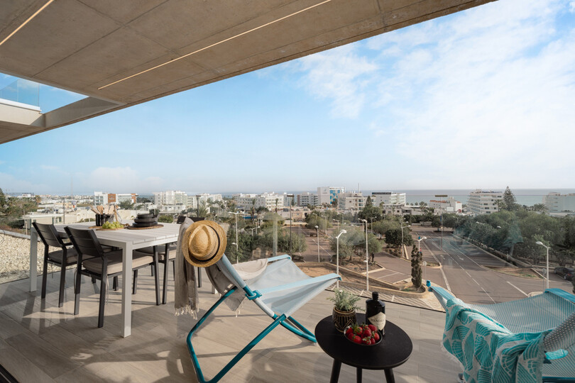 Seaside Bliss: 2 Bedroom Villa in Protaras, 1724