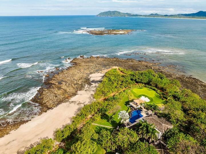 Experience Luxury at Guanacaste Province 1001