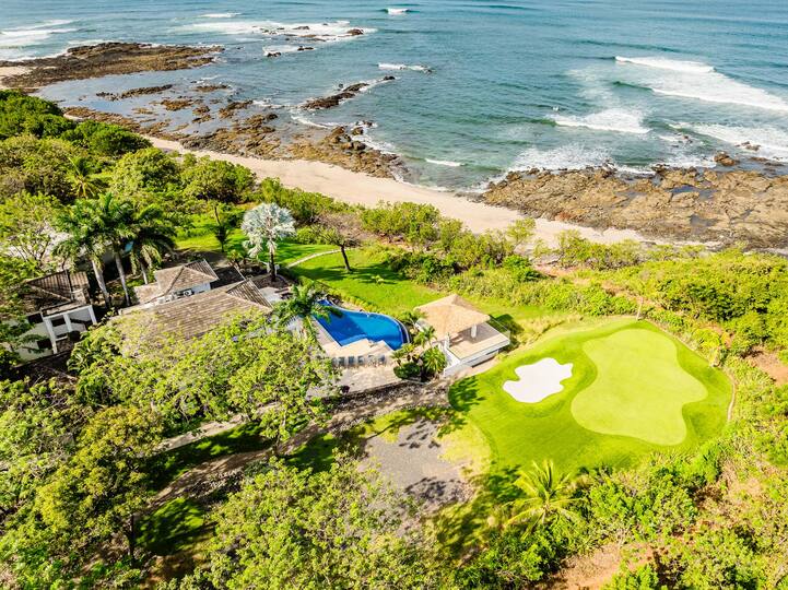 Experience Luxury at Guanacaste Province 1001