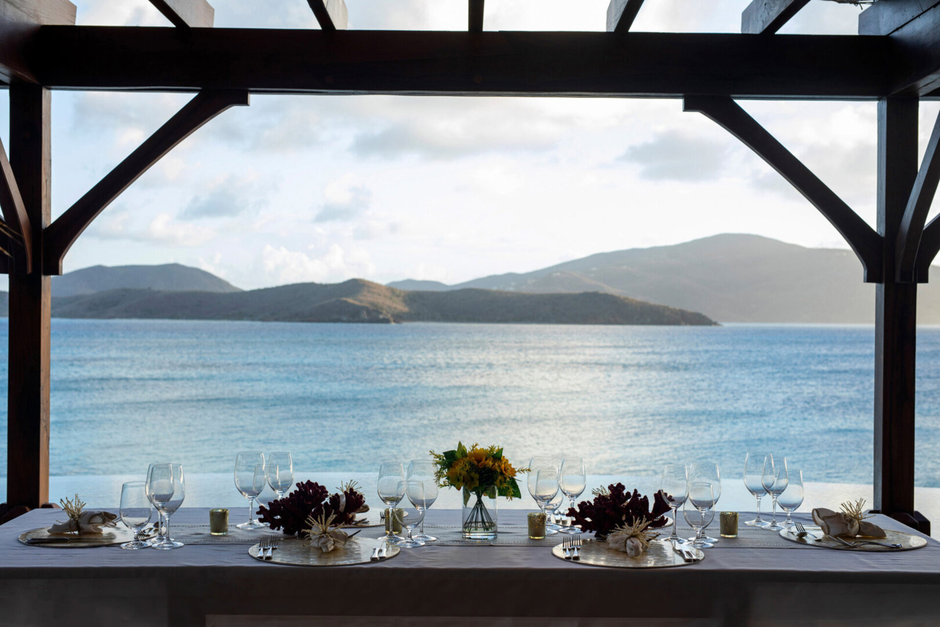 A Hidden Paradise in the Virgin Islands – 1001