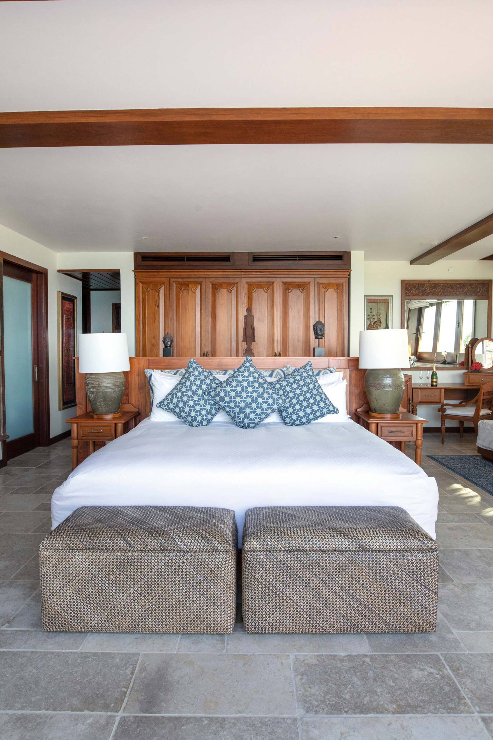 Oceanfront Haven in the Virgin Islands – 1002