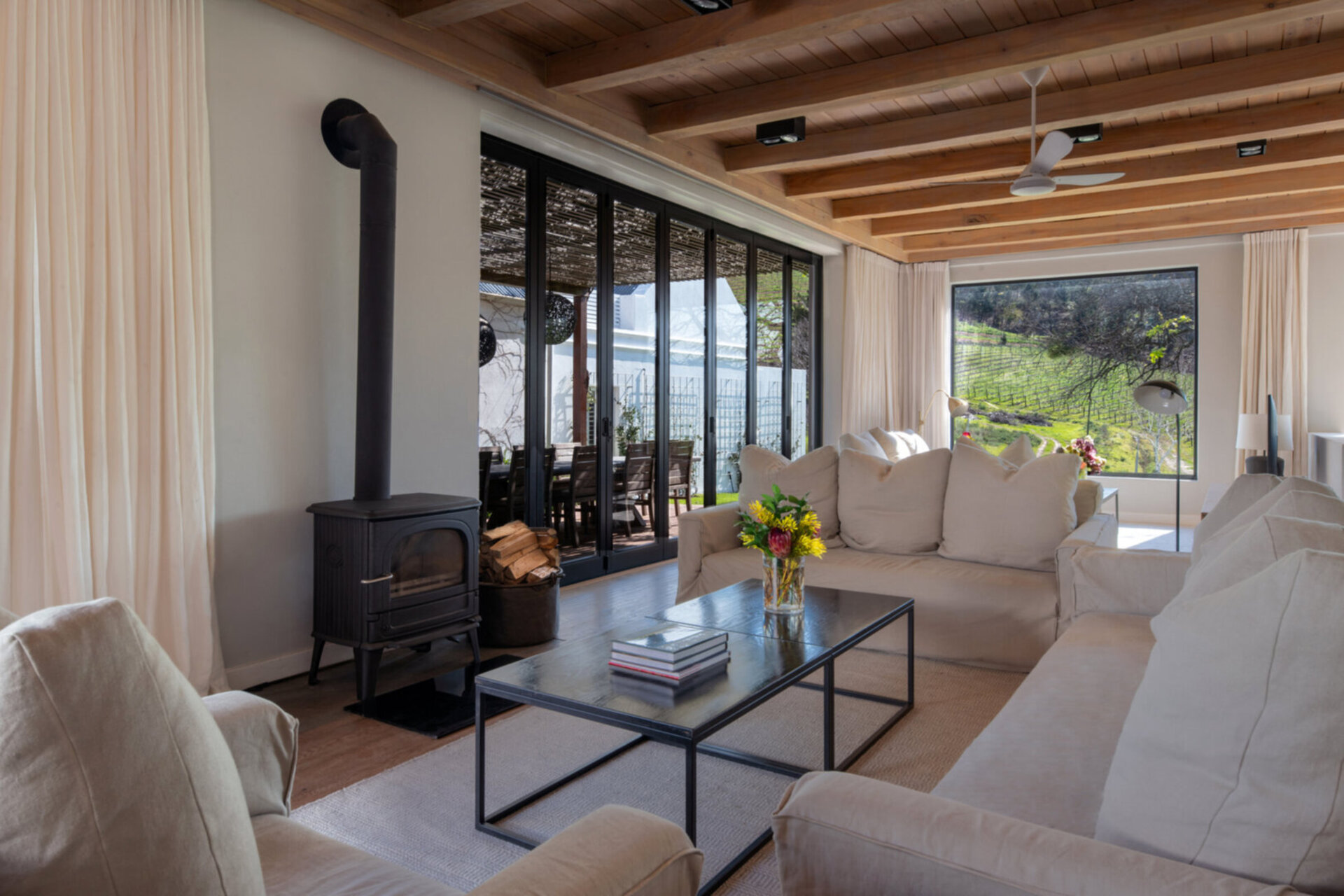 Elegant Merlot Room with Captivating Panoramas 1038
