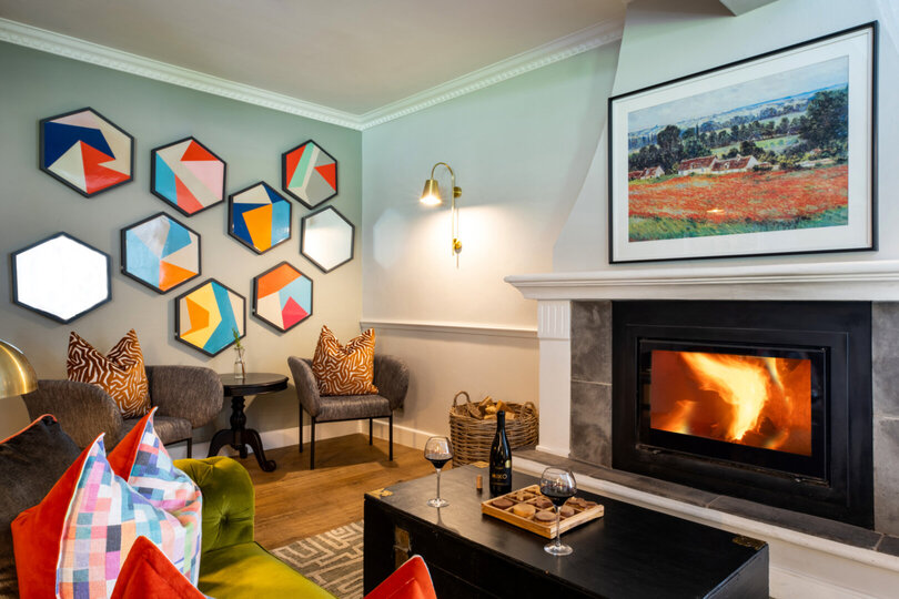Elegant Pinotage Suites with Vineyard Mountain and Garden Views 1040