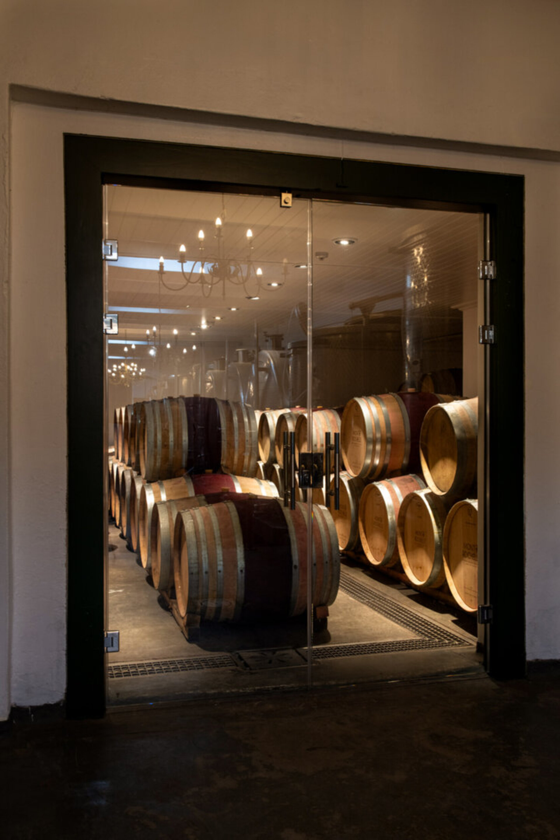 Chardonnay Room 1 with Manor Views 1044