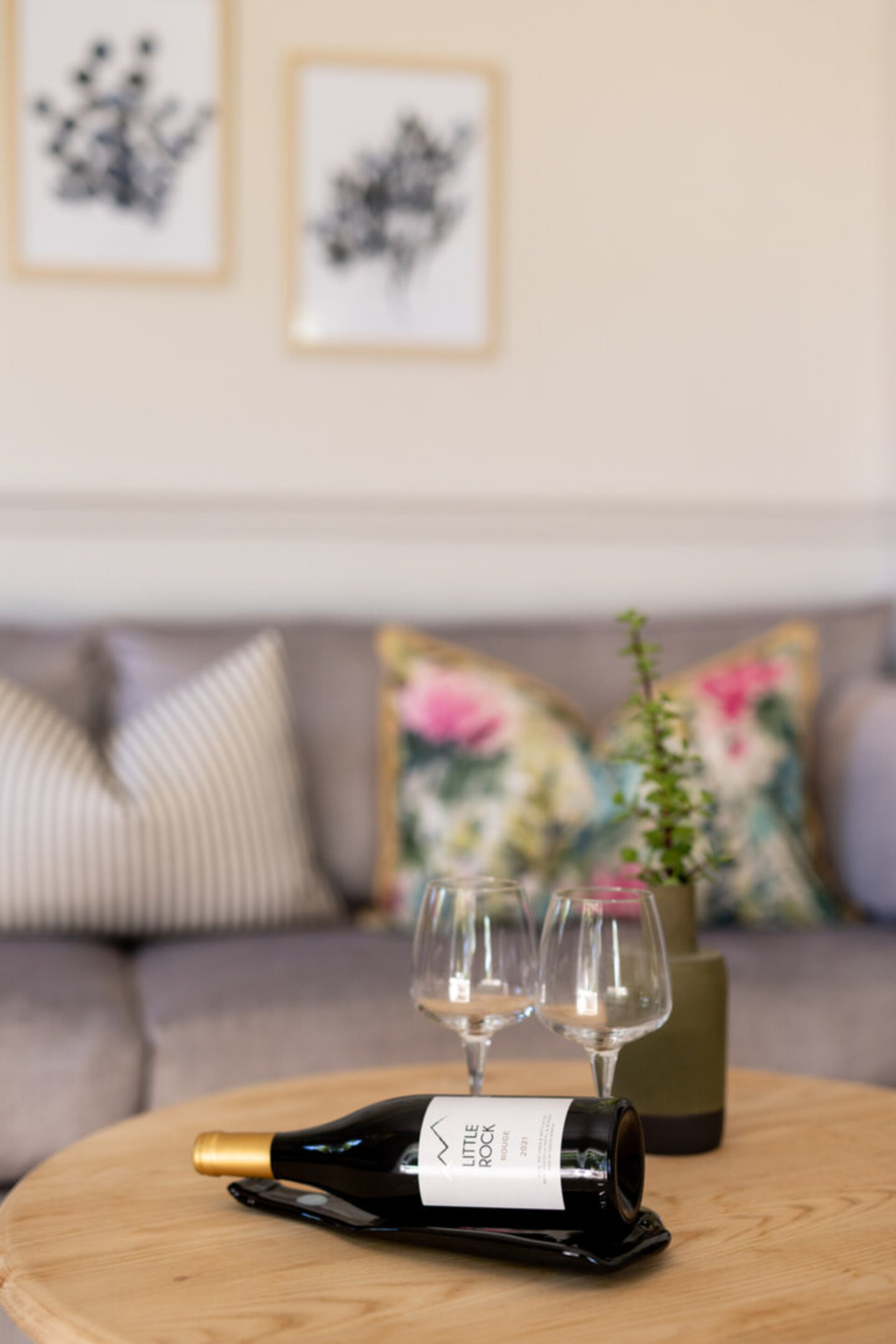 Chardonnay Room 2 Light Filled Elegant En Suite 1045