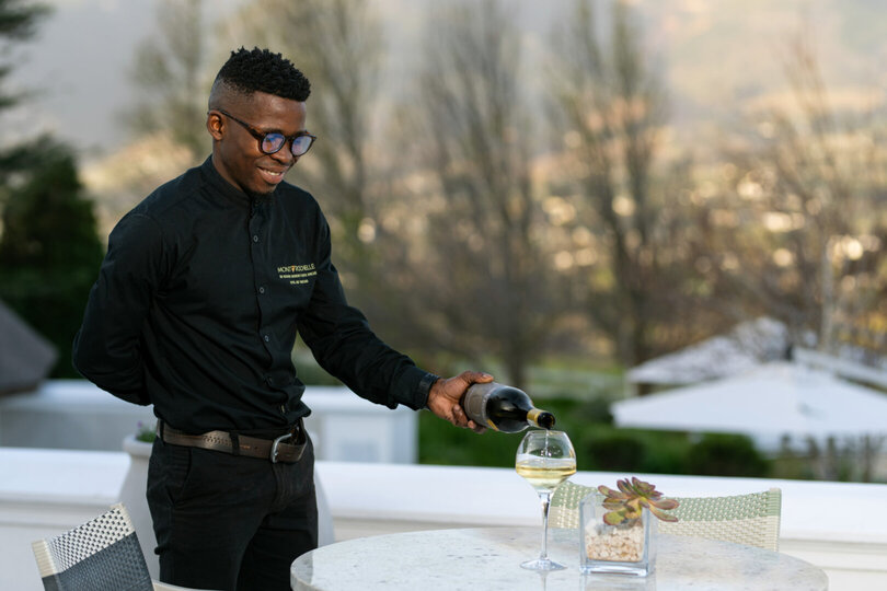 Viognier Room 1063