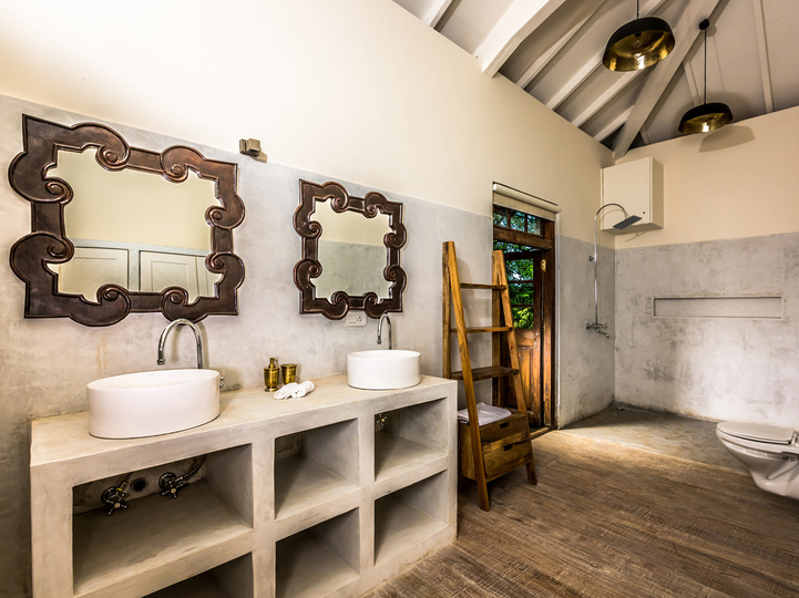 Bathroom features
