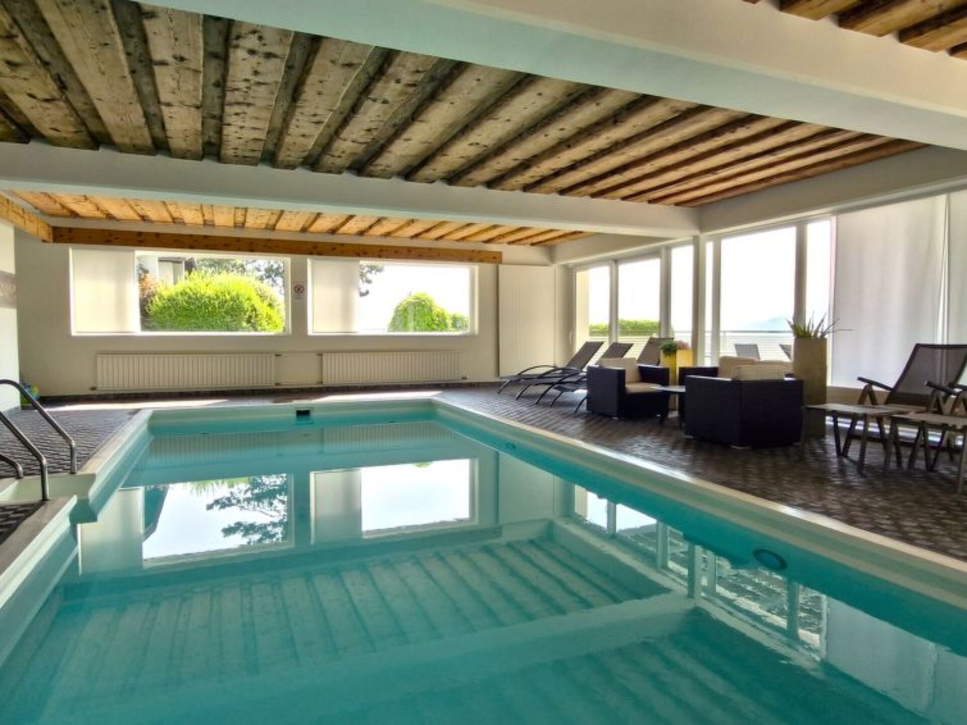 Pool Indoor