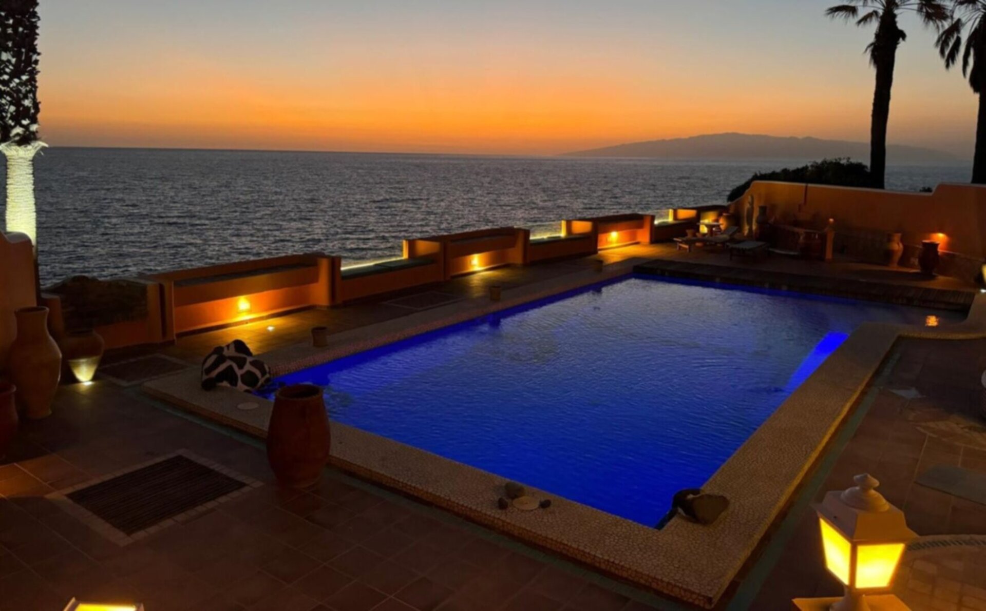 Relaxing Getaway in Canarias - 5 BR Villa, Canarias Villa 1046