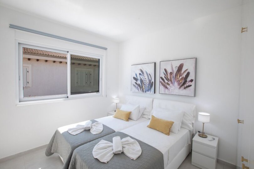 Contemporary Villa with Jacuzzi and BBQ Area, Protaras Villa 1027