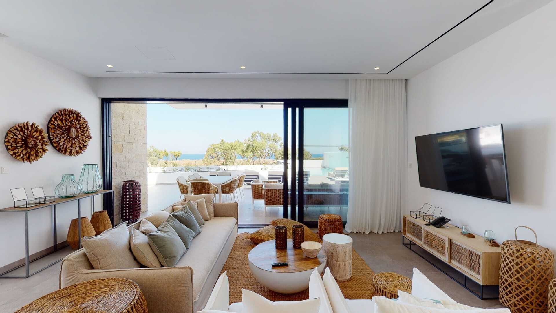 Luxury by the Sea | Villa 1038