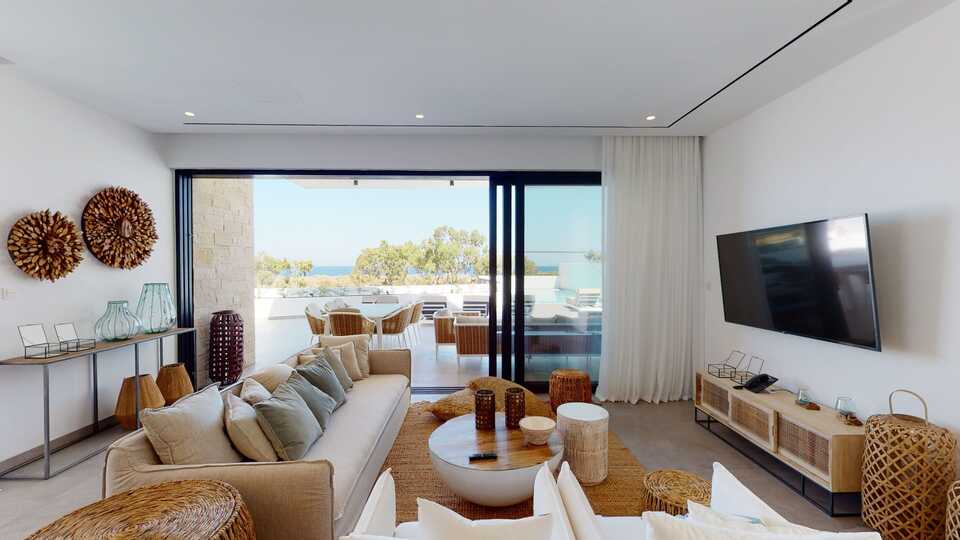 Luxury by the Sea | Villa 1038