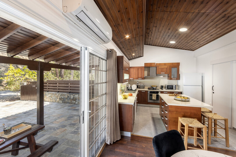 5 Star Forest View Cottage – Luxury Mountain Retreat