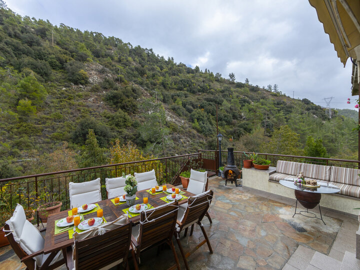 5 Star Villa Troodos Riverside - Luxury Mountain Retreat