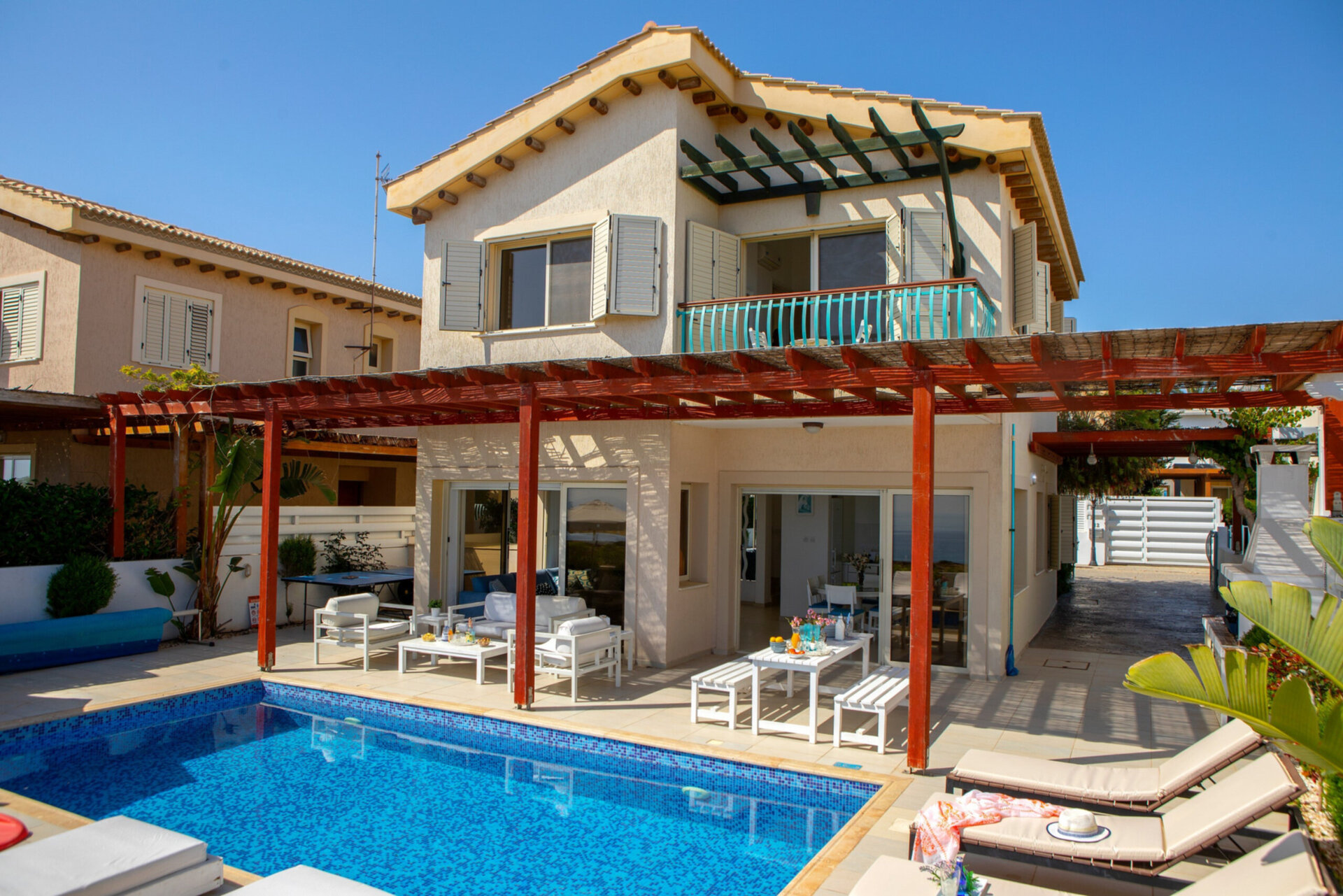 5 Star Villa Artisan Seafront Escape - Panoramic Coastal Retreat