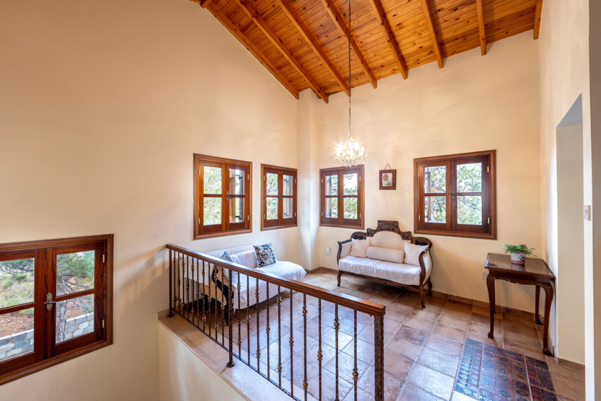 5 Star Villa Troodos Mature Pine Chalet - Forest Mountain Escape
