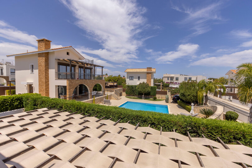 5 Star Villa Ionion H15 - Contemporary Seaside Retreat.