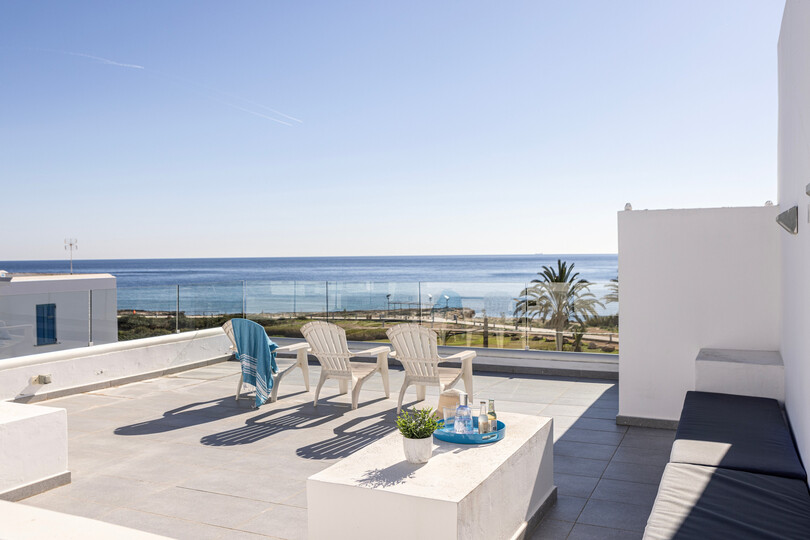 5 Star Villa Elaia Seafront - Panoramic Coastal Escape