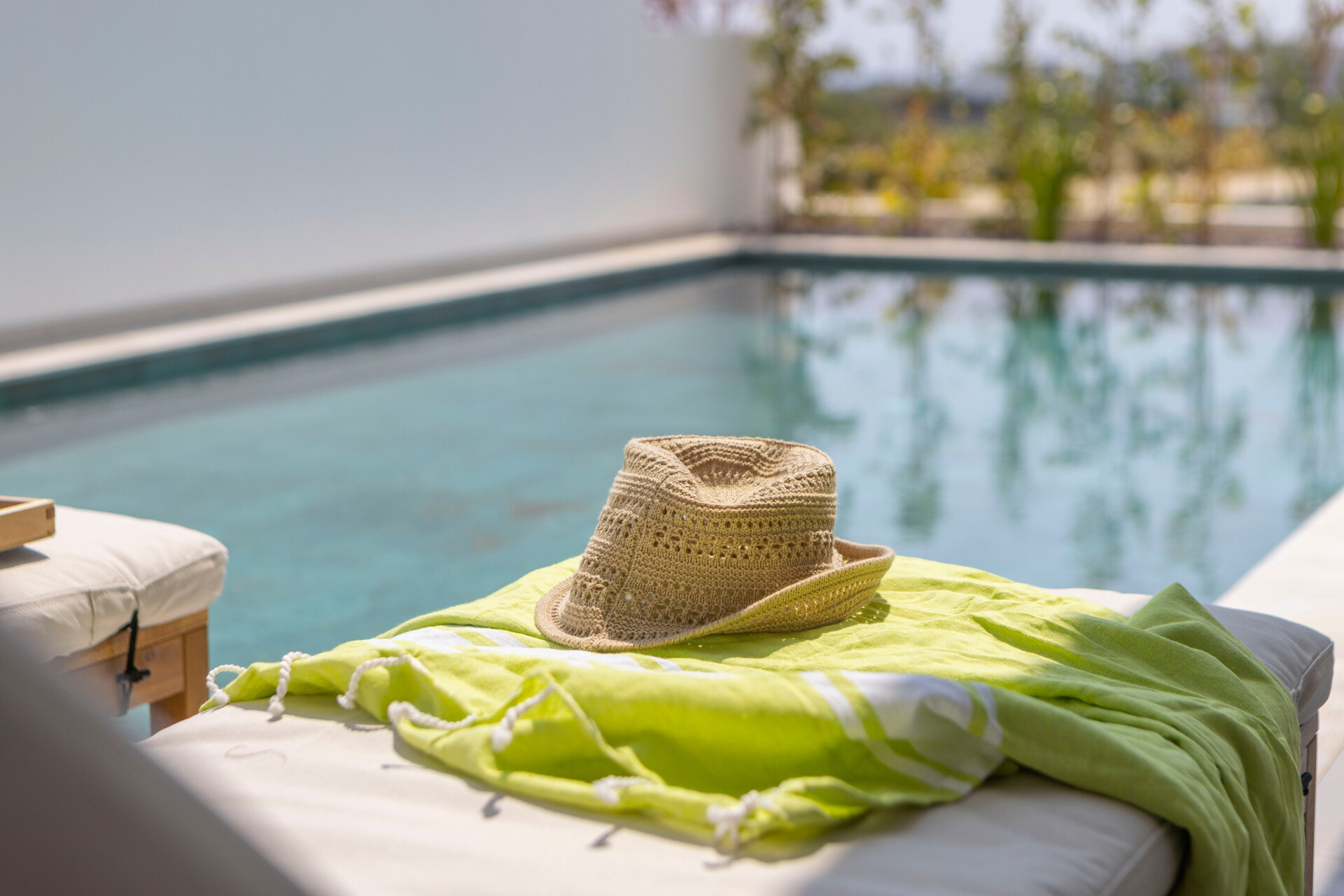 5 Star Villa Aqua Pearl - Contemporary Coastal Escape