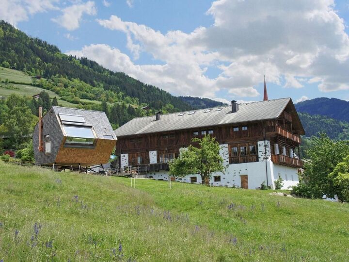 1-Bed House with Mountain View in Lienz, Sleeps 5, 1283