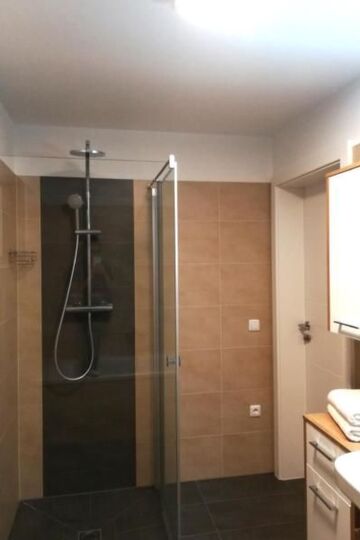 2-Bed House with Mountain View in Lienz, Sleeps 4, 1284