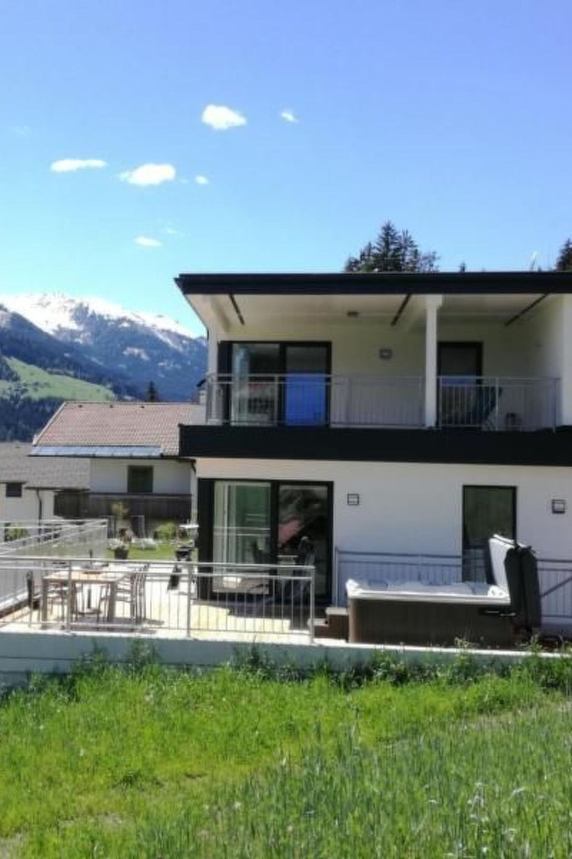 2-Bed House with Mountain View in Lienz, Sleeps 4, 1284