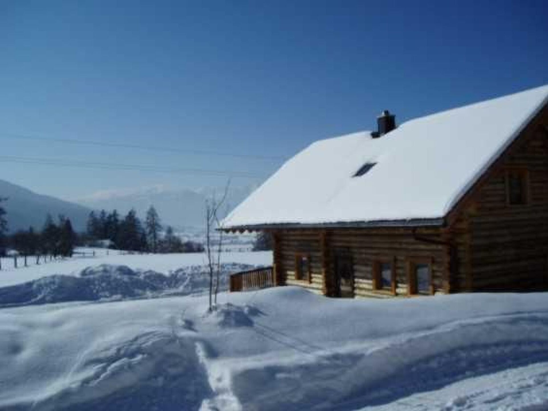 Stunning 3-Bed House in Tamsweg, Sleeps 2, 1110